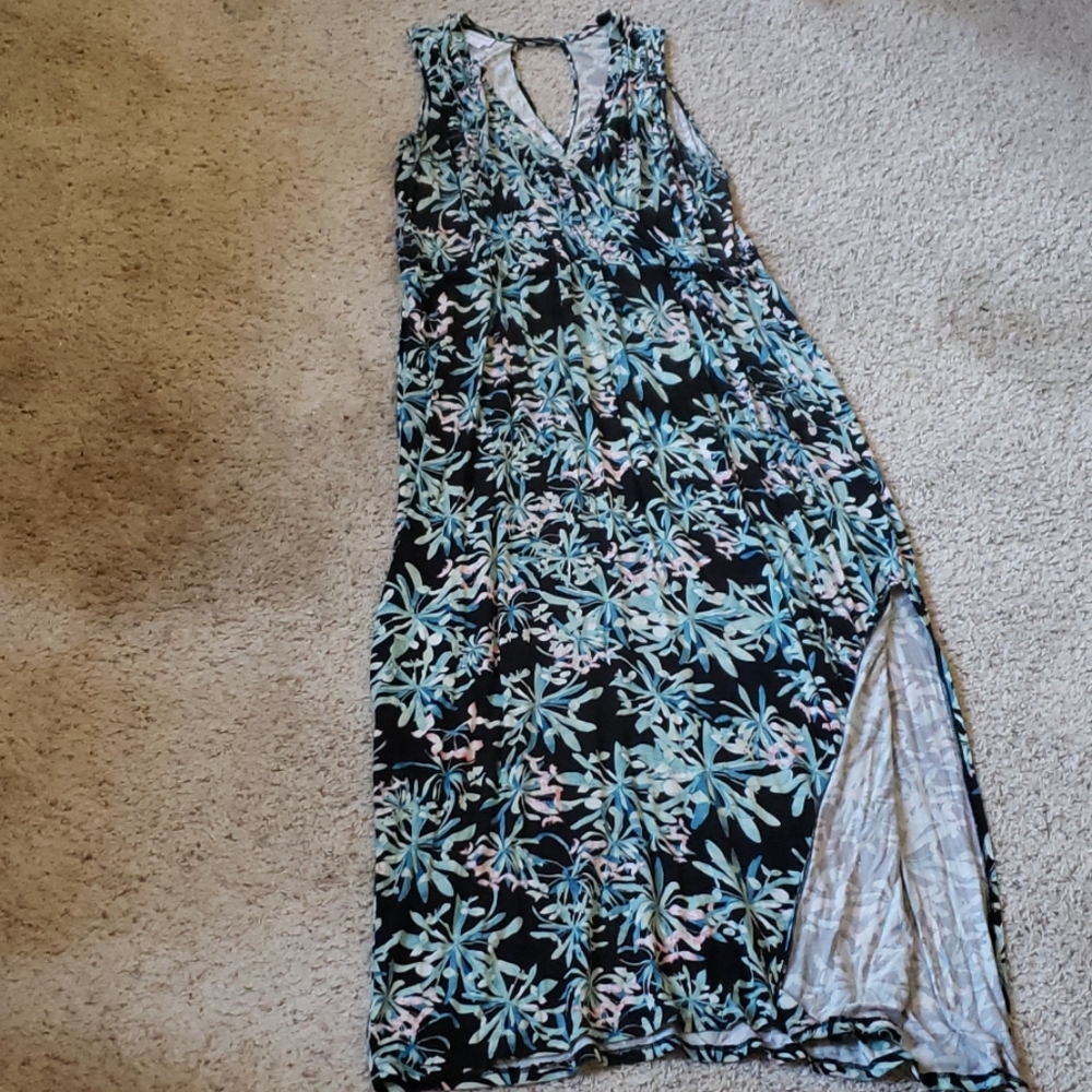❤❤❤Jacklyn Smith. Long flora sleeveless dress